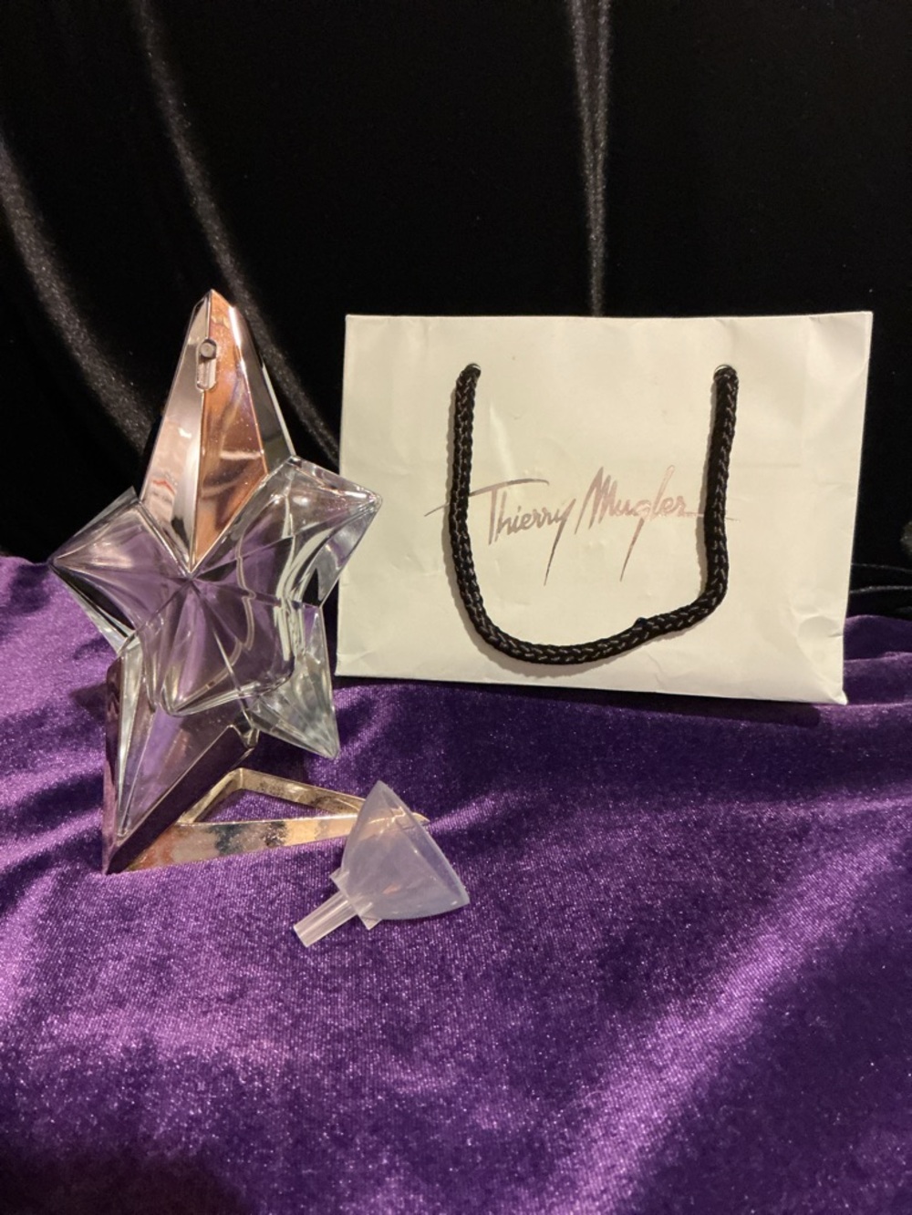 Angel by Thierry Mugler Perfum Bottle - Picture 2 of 4